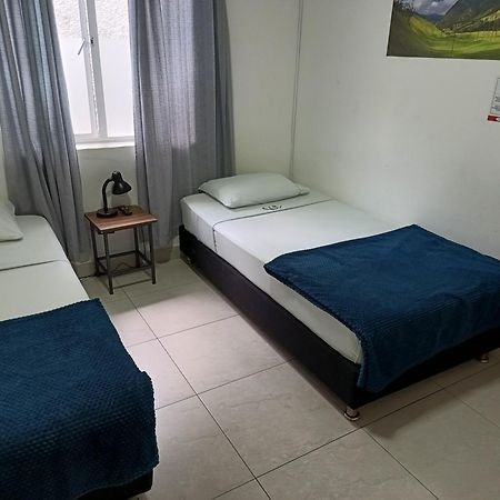 Air Guest House Medellin Exterior photo