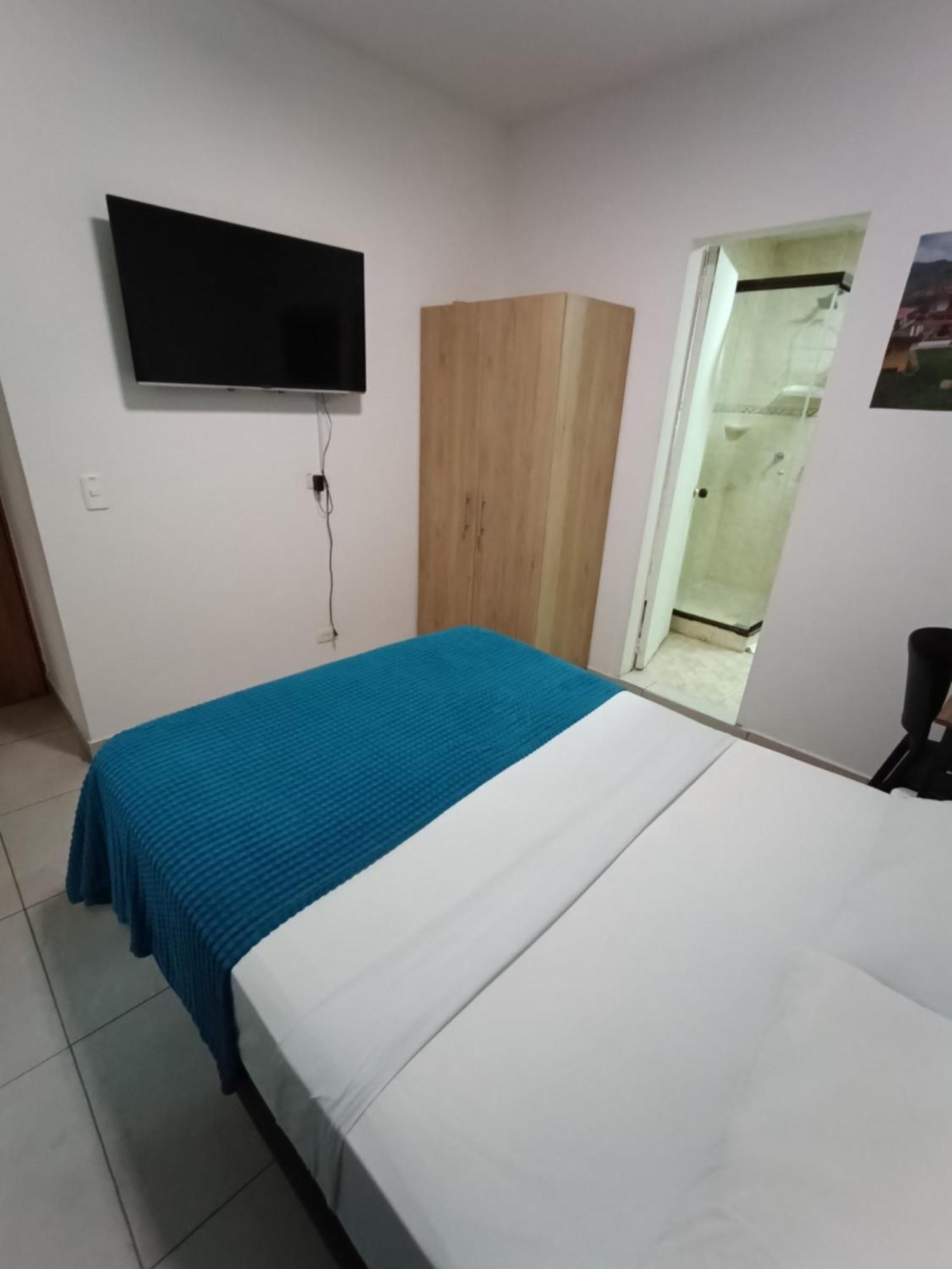 Air Guest House Medellin Exterior photo